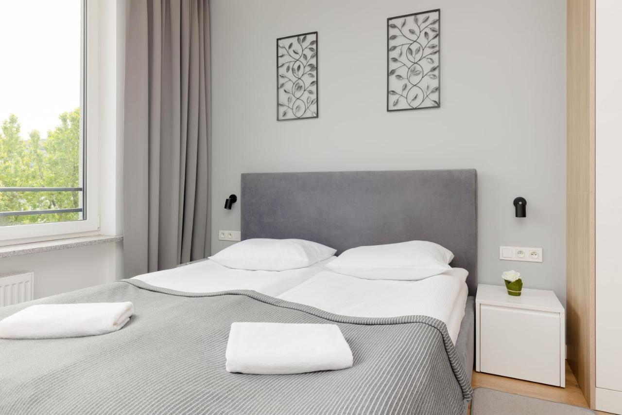 Wola Pet-Friendly Apartments With Ac Slawinska By Noclegi Renters Warschau Exterior foto