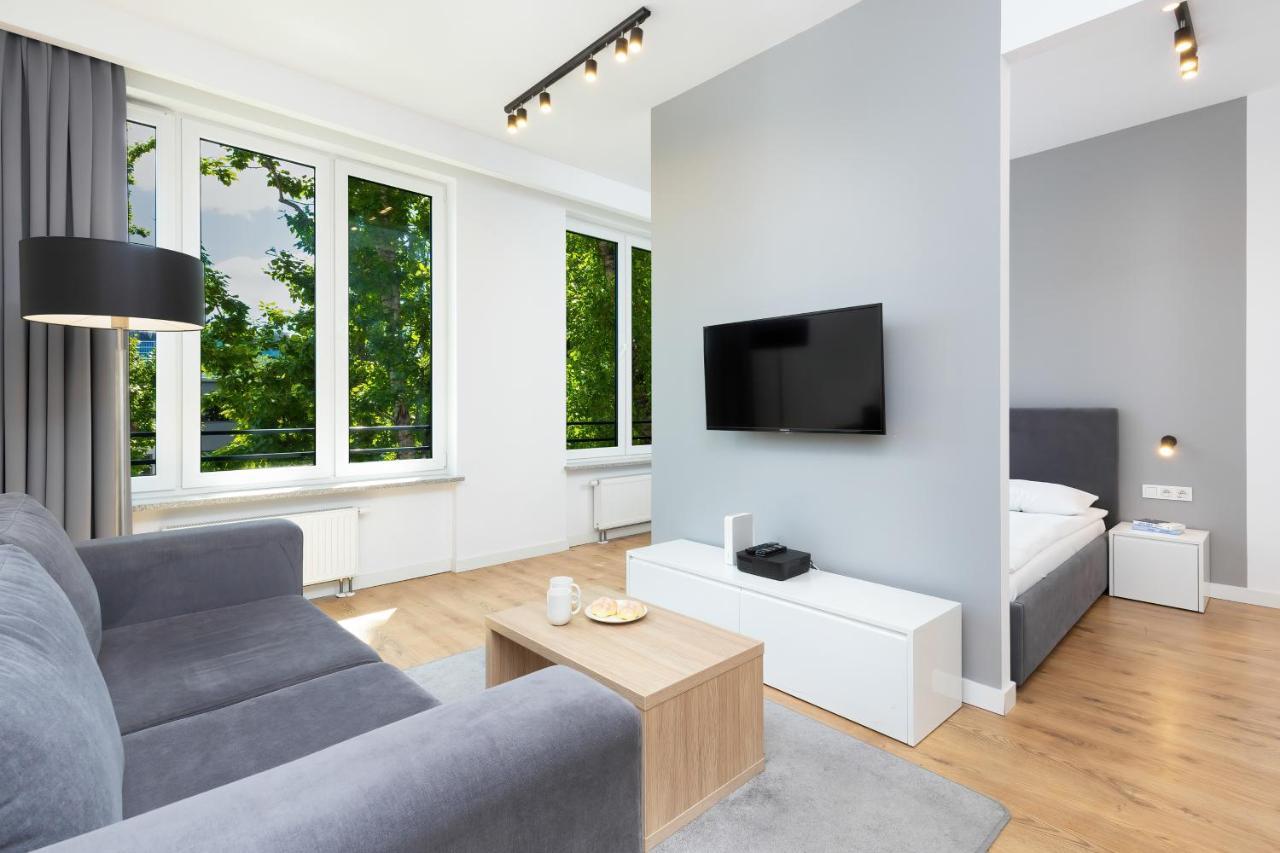 Wola Pet-Friendly Apartments With Ac Slawinska By Noclegi Renters Warschau Exterior foto